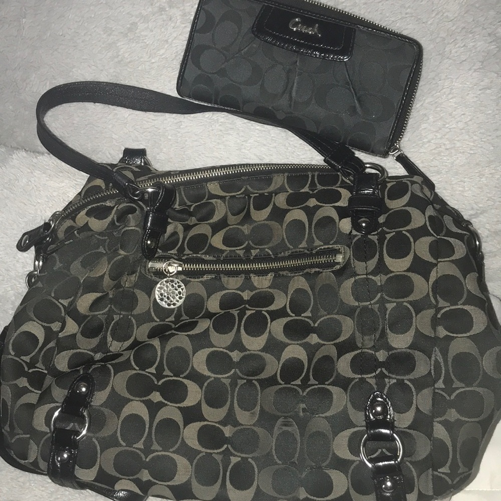 Coach purse with wallet